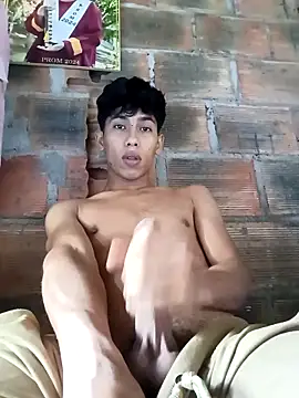 Snapshot of Andres123cv chatting on December 2025 01:27:01 PM Andres123cv online show from December 2025 01:27:01 PM