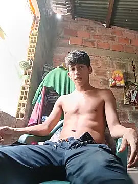 Andres123cv online show from May 2026 06:14:02 PM