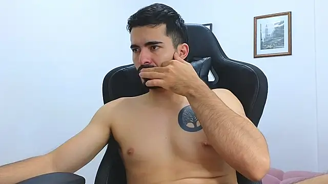 Massimoo 07 online show from January 2025 10:45:01 PM