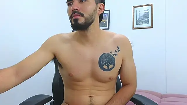 Massimoo 07 online show from February 2025 01:22:01 AM