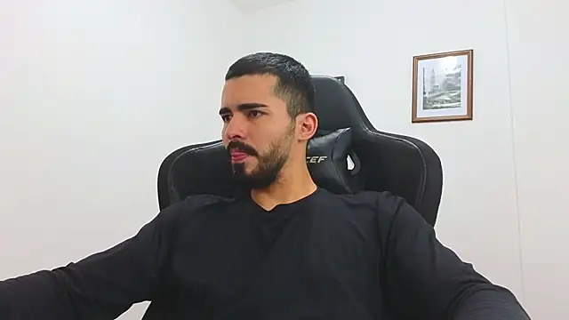 Massimoo 07 online show from March 2025 07:27:01 PM