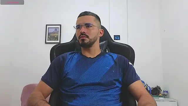 Massimoo 07 online show from January 2026 04:09:01 PM