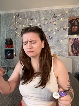 Snapshot of Sabrina_shells chatting on November 2025 09:52:02 AM Sabrina shells online show from November 2025 09:52:02 AM