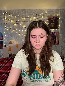 Snapshot of Sabrina_shells chatting on December 2025 01:07:01 PM Sabrina shells online show from December 2025 01:07:01 PM