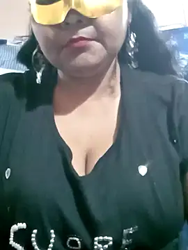 Snapshot of LustyBhabhi chatting on February 2025 01:53:02 PM LustyBhabhi online show from February 2025 01:53:02 PM