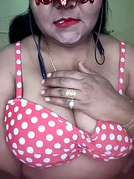 Snapshot of LustyBhabhi chatting on November 2025 01:33:02 PM LustyBhabhi online show from November 2025 01:33:02 PM