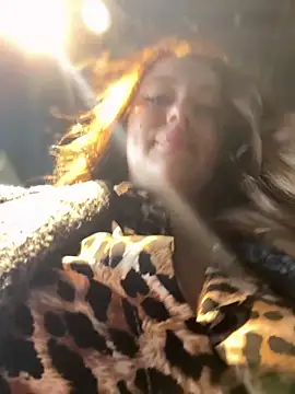 Snapshot of AndreaMood chatting on September 2025 01:43:01 AM AndreaMood online show from September 2025 01:43:01 AM