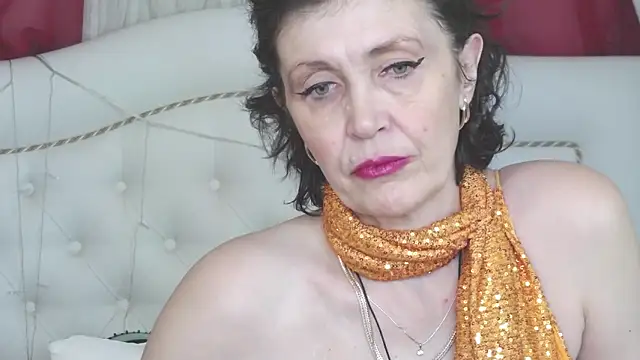 Snapshot of SilviaHart chatting on December 2025 06:52:01 AM SilviaHart online show from December 2025 06:52:01 AM