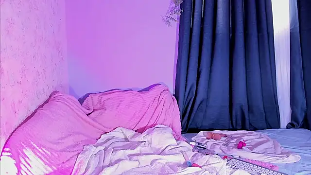 NattSumi online show from December 2025 02:24:02 PM