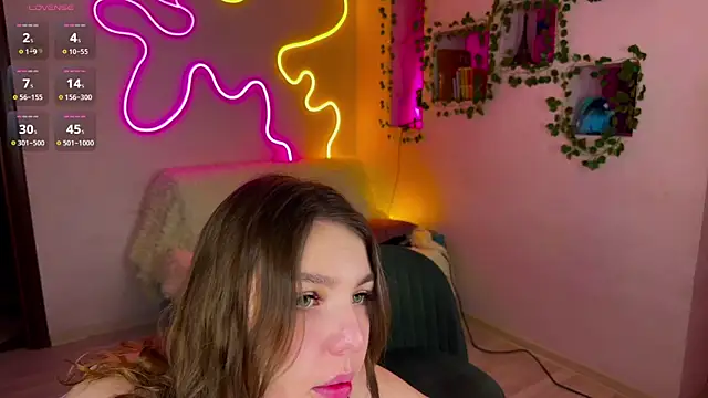 Snapshot of RobertAndLinela chatting on February 2025 07:31:02 PM RobertAndLinela online show from February 2025 07:31:02 PM