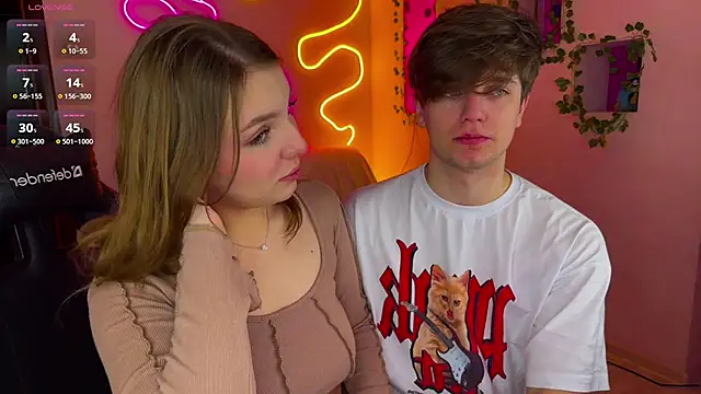 Snapshot of RobertAndLinela chatting on March 2025 03:13:02 PM RobertAndLinela online show from March 2025 03:13:02 PM