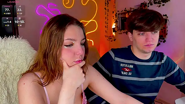 Snapshot of RobertAndLinela chatting on September 2025 02:50:02 PM RobertAndLinela online show from September 2025 02:50:02 PM