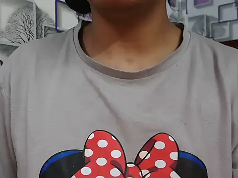 Somiya87 online show from December 2025 06:04:01 PM