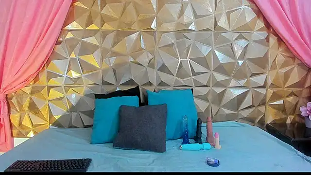 Lana Parker 01 online show from December 2024 08:04:02 PM