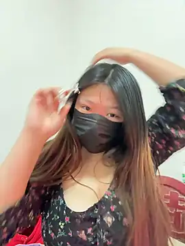 Snapshot of Happyou2 chatting on February 2025 11:52:01 AM Happyou2 online show from February 2025 11:52:01 AM