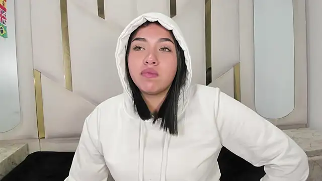 IsabellRodriguez18 online show from July 2026 04:59:02 AM