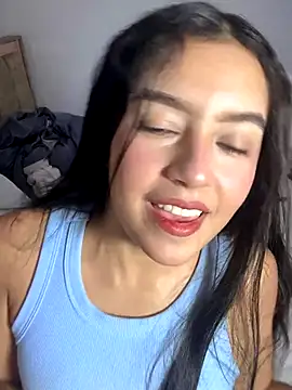 Snapshot of MikeAndJessy chatting on November 2025 11:16:01 PM MikeAndJessy online show from November 2025 11:16:01 PM