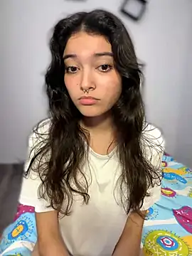 Snapshot of MikeAndJessy chatting on February 2026 02:34:02 AM MikeAndJessy online show from February 2026 02:34:02 AM