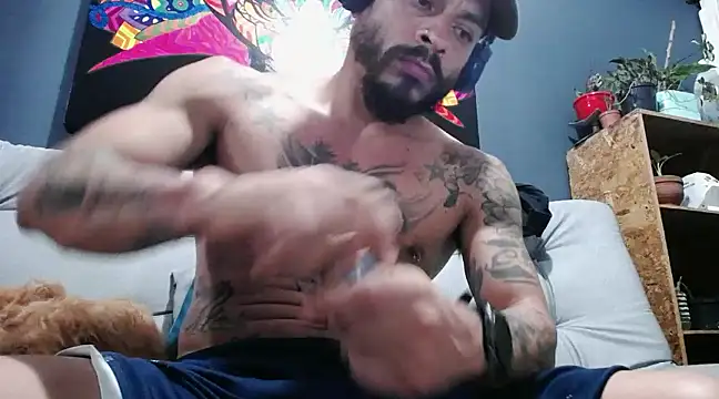 Snapshot of callme_douglas chatting on February 2025 11:53:02 PM callme douglas online show from February 2025 11:53:02 PM