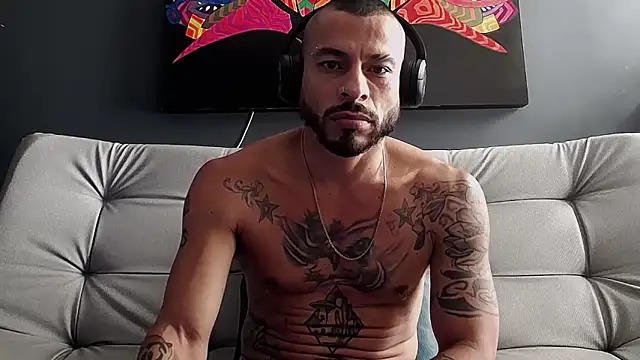 Snapshot of callme_douglas chatting on September 2025 01:46:01 PM callme douglas online show from September 2025 01:46:01 PM