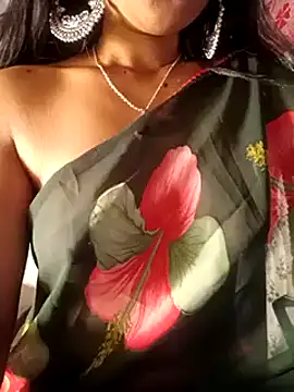 Snapshot of sexyhoney27 chatting on February 2025 08:33:02 AM sexyhoney27 online show from February 2025 08:33:02 AM