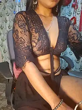 Snapshot of sexyhoney27 chatting on February 2025 04:45:02 PM sexyhoney27 online show from February 2025 04:45:02 PM