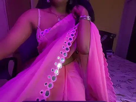 Snapshot of sexyhoney27 chatting on March 2025 06:32:01 PM sexyhoney27 online show from March 2025 06:32:01 PM