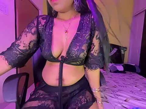 Snapshot of sexyhoney27 chatting on March 2025 02:57:01 PM sexyhoney27 online show from March 2025 02:57:01 PM