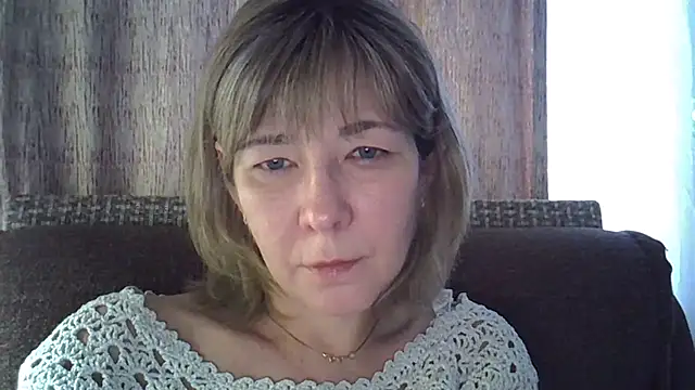 Snapshot of EllaJohnsonX chatting on January 2025 07:55:02 AM EllaJohnsonX online show from January 2025 07:55:02 AM