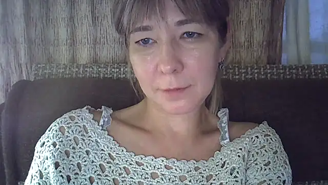 Snapshot of EllaJohnsonX chatting on January 2025 06:24:01 AM EllaJohnsonX online show from January 2025 06:24:01 AM