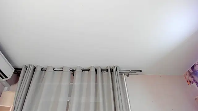 Maekko online show from March 2025 03:38:02 PM