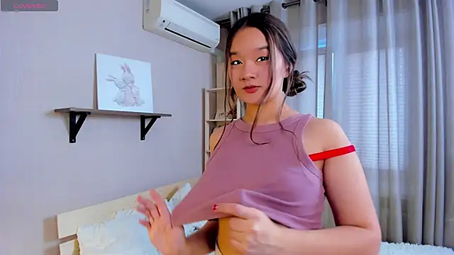 Maekko online show from March 2025 01:30:01 PM