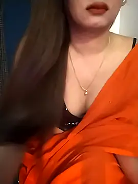 Snapshot of Aish29@xh chatting on February 2025 07:42:01 PM Aish29xh online show from February 2025 07:42:01 PM