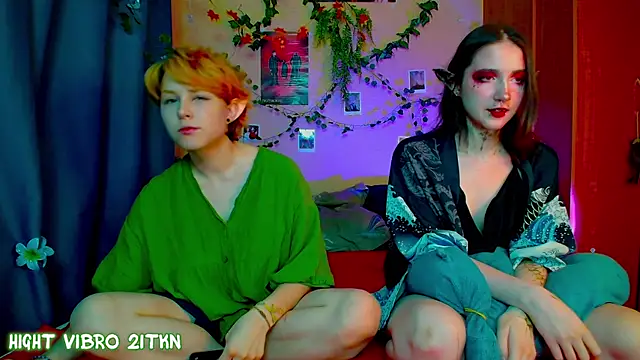 TrickyKitsune online show from September 2025 11:56:02 AM