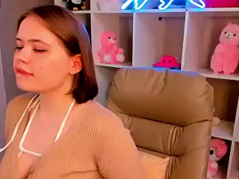 EricaElliott online show from February 2025 10:27:02 AM