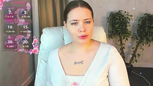 EricaElliott online show from October 2025 01:03:02 AM