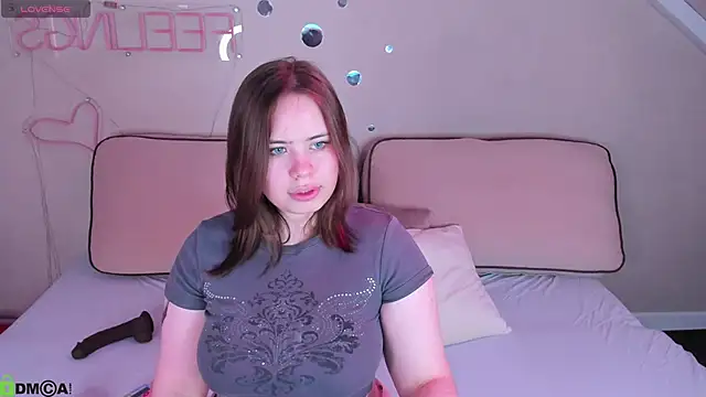 EricaElliott online show from October 2025 09:56:02 AM