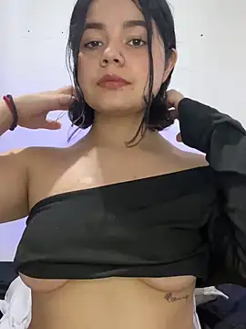 Snapshot of pretty_angela1 chatting on December 2024 06:49:01 PM pretty angela1 online show from December 2024 06:49:01 PM