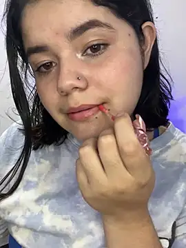 Snapshot of pretty_angela1 chatting on January 2025 06:31:02 AM pretty angela1 online show from January 2025 06:31:02 AM