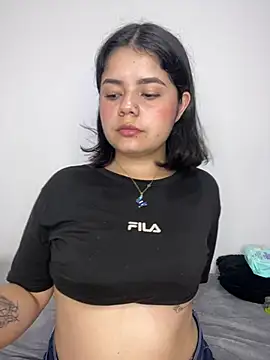 Snapshot of pretty_angela1 chatting on February 2025 02:21:01 AM pretty angela1 online show from February 2025 02:21:01 AM