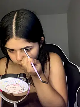 Snapshot of pretty_angela1 chatting on September 2025 02:33:01 AM pretty angela1 online show from September 2025 02:33:01 AM