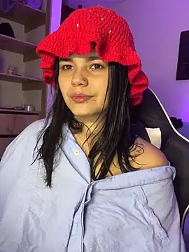 Snapshot of pretty_angela1 chatting on October 2025 12:54:01 AM pretty angela1 online show from October 2025 12:54:01 AM