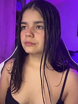 Snapshot of pretty_angela1 chatting on October 2025 02:59:01 AM pretty angela1 online show from October 2025 02:59:01 AM