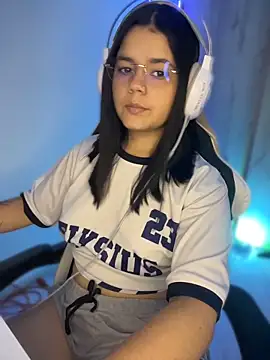 pretty angela1 online show from May 2026 05:34:02 AM