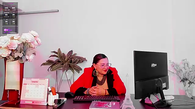 Snapshot of LunaPleasure chatting on March 2026 05:44:01 AM LunaPleasure online show from March 2026 05:44:01 AM