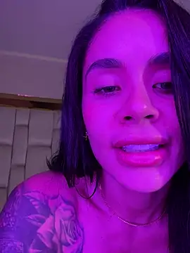 Snapshot of Karol_Towers chatting on February 2025 06:23:01 AM Karol Towers online show from February 2025 06:23:01 AM