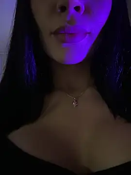 Snapshot of Karol_Towers chatting on March 2025 11:49:01 PM Karol Towers online show from March 2025 11:49:01 PM