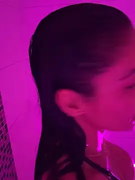 Snapshot of Karol_Towers chatting on March 2025 02:10:02 AM Karol Towers online show from March 2025 02:10:02 AM