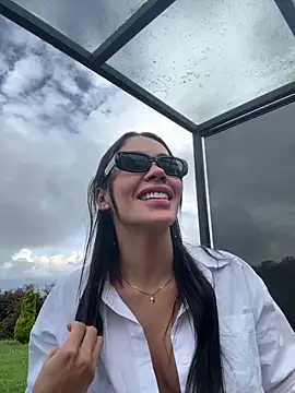 Snapshot of Karol_Towers chatting on March 2025 02:26:02 PM Karol Towers online show from March 2025 02:26:02 PM