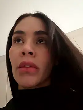 Snapshot of Karol_Towers chatting on January 2026 02:41:01 PM Karol Towers online show from January 2026 02:41:01 PM